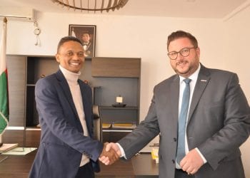 MONNAIE – Les autorités malgaches se tournent vers les services suisses, faute de réponse de la raffinerie sud-africaine Rand Riffenery pour la conversion de l’or en stock à la Banque centrale
