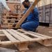 RECUPERATION – Quand les palettes en bois se recyclent en palettes