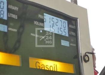 CARBURANT – Le prix du gasoil à la pompe de 600 ariary moins cher que le prix de référence frontière, selon l&rsquo;Office malgache des hydrocarbures, rencontre entre le président de la République et le groupement des pétroliers ce dimanche