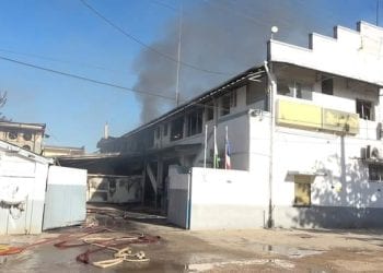 CATASTROPHE – La société Pêchexport réduit ses activités à la collecte de crevettes après l&rsquo;incendie qui a fait des dizaines de milliards d&rsquo;ariary de dégâts dans ses locaux