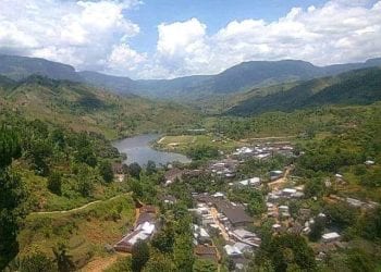 IKONGO – La femme et la fille d’un des quatre suspects gardés à vue à la caserne de la gendarmerie d’Ikongo lors de la tragédie du 29 Août assassinées, les quatre suspects disparus, selon le secrétaire d&rsquo;État en charge de la gendarmerie