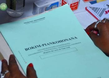 JUSTICE – Le conseil des ministres décide d’octroyer des indemnités à tous les agents impliqués dans les opérations de distribution massive d’acte de naissance et de carte d’identité nationale