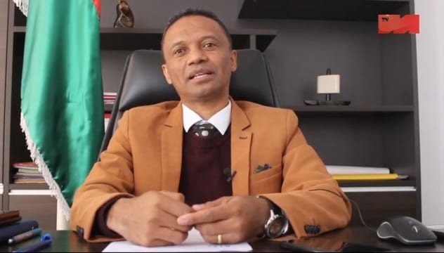 RÉSERVE NATIONALE – Les contrats relatifs à la conversion en or monétaire des 1003 kilos d’or stockés à la Banque centrale en cours de finalisation, selon le ministre Herindrainy Rakotomalala