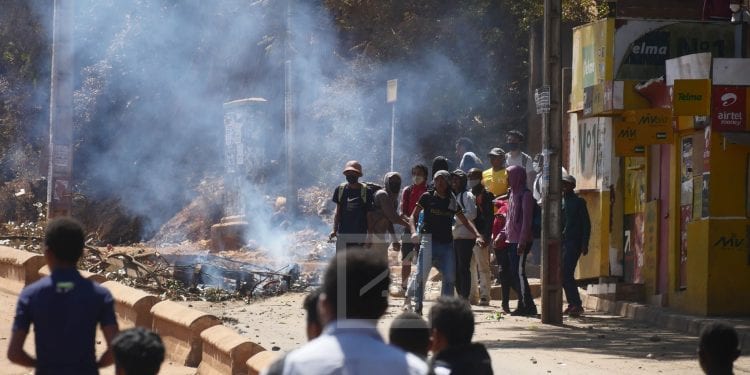 ENSEIGNEMENT SUPERIEUR – Des étudiants de l’Université d’Antananarivo de nouveau dans la rue ce jeudi pour réclamer trois mois de bourse d’études.