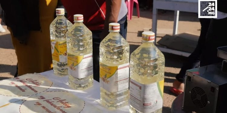 ECONOMIE – De l’huile d’arachide « Vita Malagasy » pour faire face à la hausse des prix des produits importés.