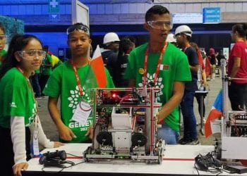 FIRST GLOBAL CHALLENGE – L’équipe nationale malgache rentre du Mondial de la robotique avec deux awards, et classé dans le top 10 dans la New technology experience challenge