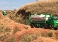 INFRASTRUCTURE ROUTIERE – Madagascar Oil entreprend le traitement de plus d’une quinzaine de points critiques le long de la RN1 Bis entre Maintirano et Tsiroanomandidy pour se préparer à la saison pluvieuse et pour permettre l’acheminement de son fuel vers ses clients dans le Vakinankaratra