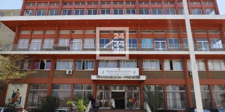 ADMINISTRATION : Le ministère de la Communication à la recherche de directeurs pour la radio nationale, le fonds « Lovako » et d’un directeur général pour la bibliothèque nationale