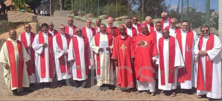 EGLISE CATHOLIQUE – Les évêques déplorent la perte des valeurs malgaches et invitent les fidèles à vivre au quotidien les paroles des Évangiles