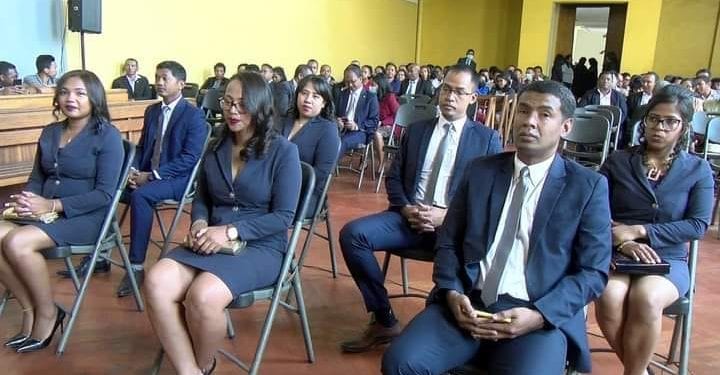 EMPLOI – Sept nouveaux membres rejoignent les rangs de l’ordre des experts comptables et financiers de Madagascar (OECFM).