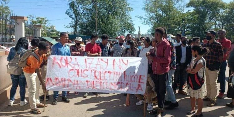 CITE UNIVERSITAIRE – Le directeur du Centre régional des œuvres universitaires d’Antananarivo (Croua) condamné à 24 mois d’emprisonnement avec sursis et à 15 millions ariary d’amende.