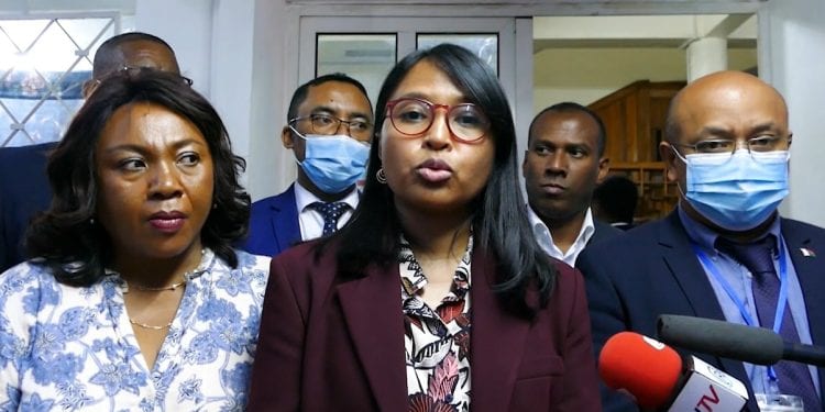 HYDROCARBURES – Rindra Hasimbelo Rabarinirinarison assure que la retaxation à 20% des carburants n’aura pas d’impact sur les prix à la pompe