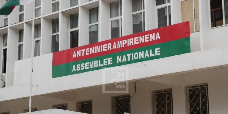 PARLEMENT – Le face à face entre le gouvernement et les députés prévu les 14 et 15 Décembre