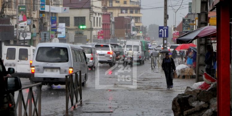 CLIMAT – Météo Madagascar lance une alerte à la vigilance fortes pluies pour les régions du Centre et du Sud-Est de Madagascar