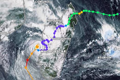 METEOROLOGIE – Cheneso devient un cyclone tropical et continue d’influencer le temps qu’il fait sur la Grande île