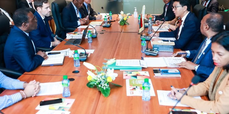 SECURITE ALIMENTAIRE – La présidence de la République indique avoir obtenu 534 millions de dollars à Dakar pour le financement du Pacte national sur l’alimentation et l’agriculture de Madagascar