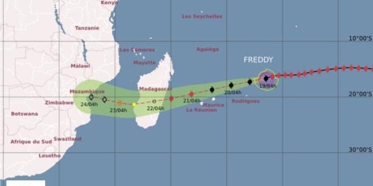 MÉTÉOROLOGIE – Freddy devient un cyclone tropical très intense et est prévu atterrir entre Vatomandry et Manakara dans la nuit de mardi à mercredi