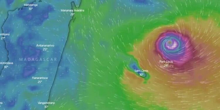INTEMPERIES – Alerte jaune pour huit régions de la Grande île dont l’Atsinanana, le Vatovavy, le Fitovinany, l’Amoron’i Mania et le Vakinankaratra