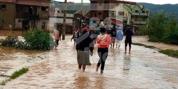 INTEMPERIES – Quatre personnes décédées et 16 660 sinistrés après le passage du cyclone Freddy.