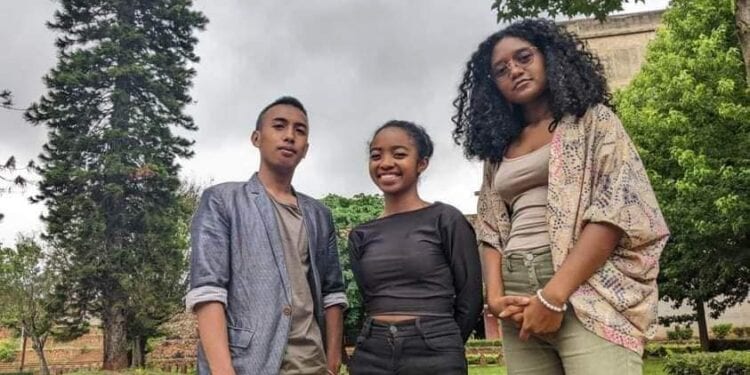 ART ORATOIRE – Deux équipes malgaches au concours interuniversitaire de Débat de La Haye 2023