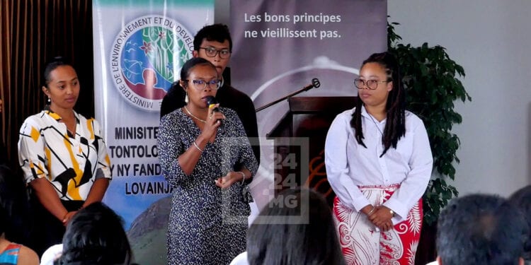 ENVIRONNEMENT – Une alliance nationale de la jeunesse pour le climat et la biodiversité en formation