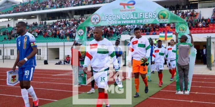 FOOTBALL – Raoul Savoy, coach des Fauves, veut finir le travail à Douala face aux Barea