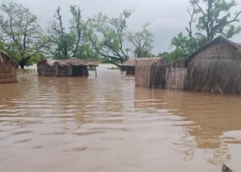INTEMPÉRIES – Des personnes prises au piège par les eaux dans le district de Manja