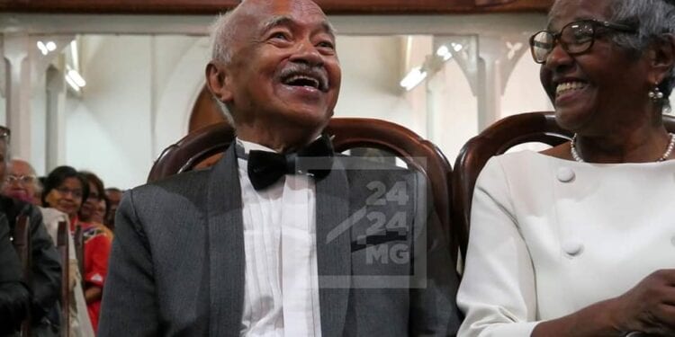 ANNIVERSAIRE – Henri Ratsimbazafy célèbre son 90ème anniversaire au Temple FJKM Ankadifotsy