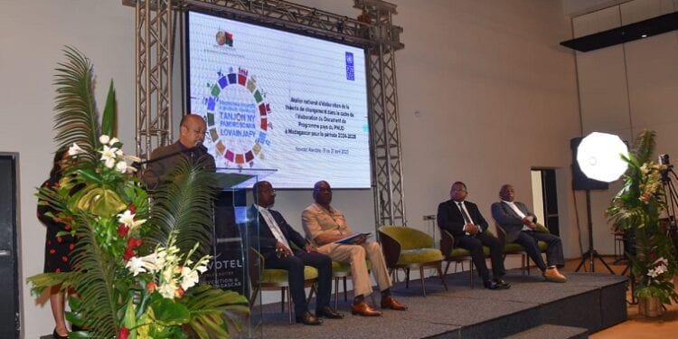 PARTENARIAT – Les droits des personnes laissées de côté et la consolidation de la paix parmi les priorités stratégiques du prochain cadre de coopération entre Madagascar et les Nations-Unies