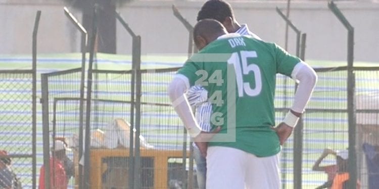 FOOTBALL/CHAN- Arohasina « Dax » Andrianarimanana conteste la prime de 25 millions d’ariary virée sur son compte par la Fédération
