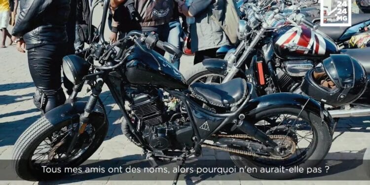 PORTRAIT – Samira Mihaja Moumini et Nagini la moto, meilleures amies pour le meilleur et pour la route