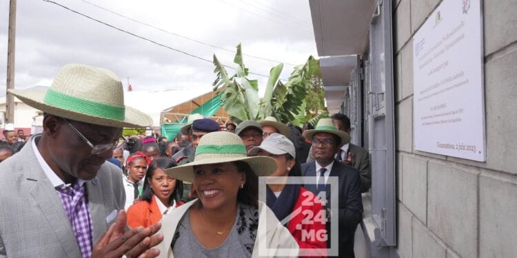ENSEIGNEMENT TECHNIQUE – L&rsquo;OIT octroie trois nouvelles salles de classe pour le Centre de formation professionnelle Tsianolondroa de Fianarantsoa