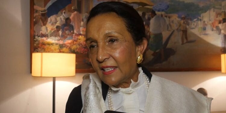 HUGUETTE BELLO, PRÉSIDENTE DE LA REGION REUNION – “Madagascar porte encore les stigmates de la colonisation, et ceux qui ont provoqué les stigmates doivent apporter leur aide”