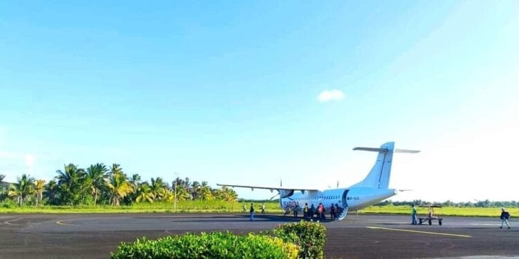 TRANSPORT AÉRIEN – L’aéroport de Sainte Marie se dote de balisage lumineux de piste  pour pouvoir accueillir des vols internationaux de nuit
