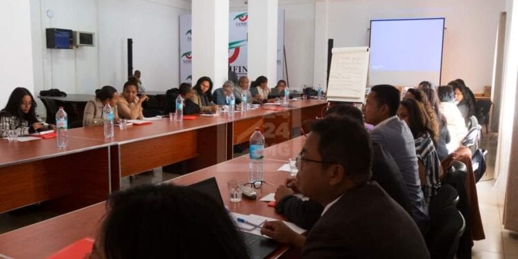 FORMATION – Divers acteurs malgaches de la lutte contre le financement du terrorisme suivent une formation en vue de l’évaluation national des risques