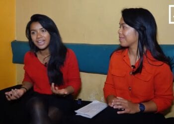 CHANTEUSES – Antsa et Mendrika chantent l’espoir à la guitare