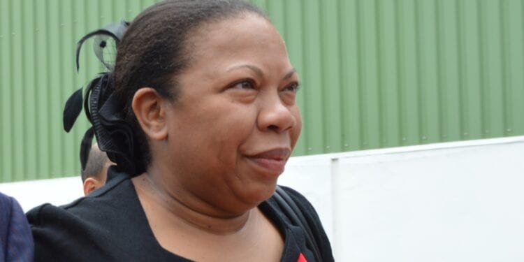 SCRUTIN – Annick Ratsiraka dépose son dossier de candidature à la présidentielle à la HCC