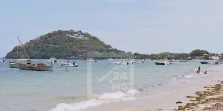 VOYAGE – Le footballeur italien Francesco Totti en vacances à Nosy Be