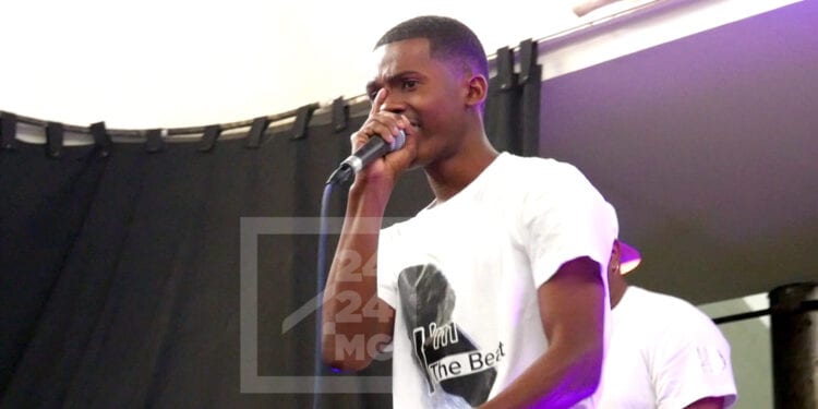 CULTURE – Hery Kelly Fredo Rakotondrina alias Kelly West sacré champion du « Battle Beat Box de Madagascar » 2023