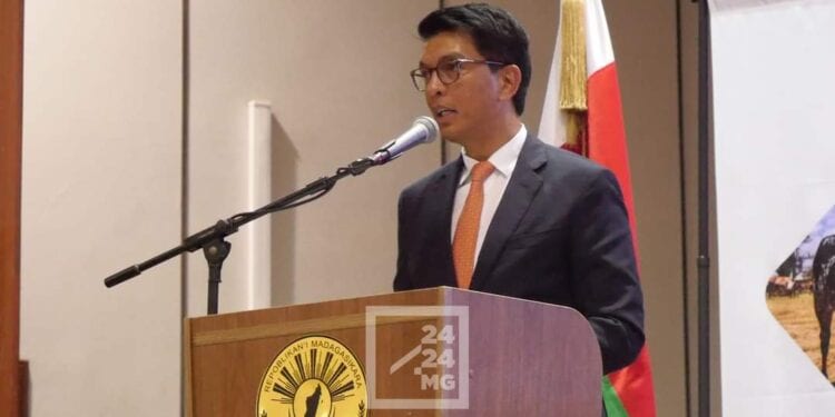 PRESIDENTIELLE – Andry Rajoelina donne rendez-vous à ses partisans au Palais de sports et de la culture mercredi