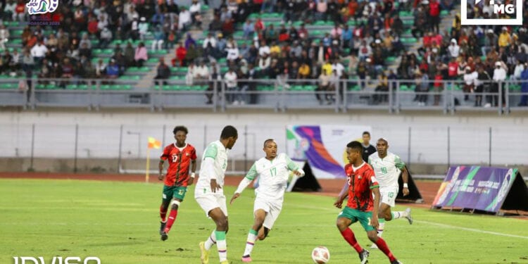 SPORTS COLLECTIFS – Madagascar et La Réunion en finale  du tournoi de football des Jeux des îles