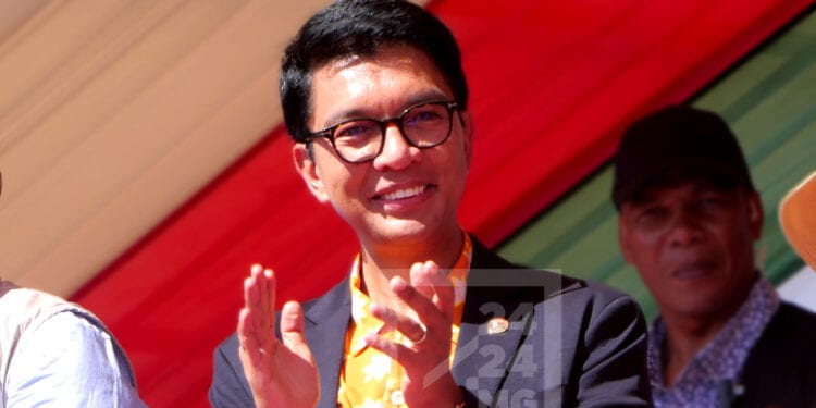 ELECTION PRESIDENTIELLE – Pour Andry Rajoelina « le débat est clos » sur sa nationalité et « les arguments de l’opposition ne tiennent pas debout »