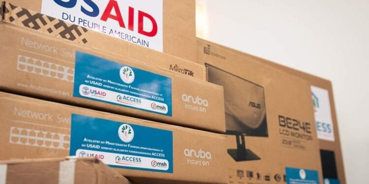 SANTÉ – Des serveurs informatiques et des équipements de technologie de pointe d’une valeur totale de 507 millions ariary octroyés au ministère de la Santé publique par l’USAID