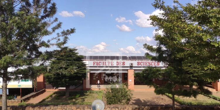 UNIVERSITÉ D’ANTANANARIVO – Les étudiants de la Faculté des sciences prévoient une réunion ce jeudi sur l’esplanade si les cours ne reprennent pas d’ici là