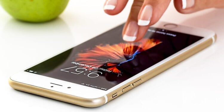 TÉLÉCOMMUNICATION – Le coût d’un smartphone de base équivaut à 87% du Revenu national brut par habitant malgache