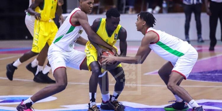 BASKET – Les Saints de Seward County satisfaits des performances de Mathias M’Madi et de Lovasoa Andriatsarafara