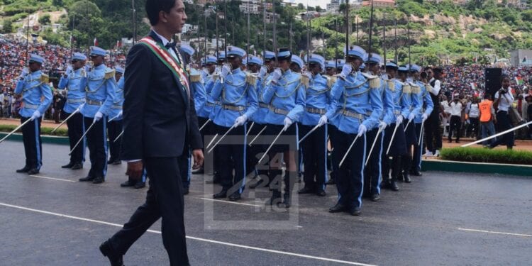 MAHAMASINA – Les présidents angolais, comorien, mozambicain, zimbabwéen, bissau-guinéen assisteront, entre autres, à l’investiture d’Andry Rajoelina selon ce dernier