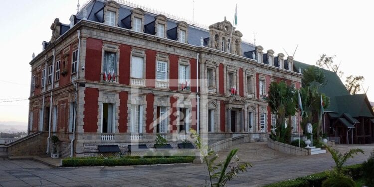NOMINATION – Cinq autres femmes rejoignent la présidence de la République en tant que directrice