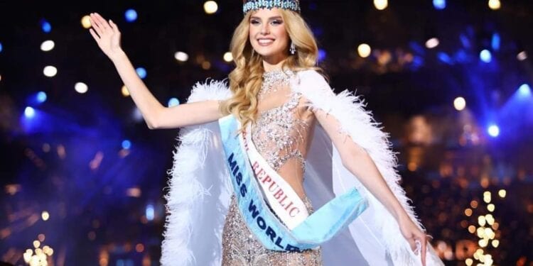 Miss République Tchèque sacrée 71ème Miss Monde