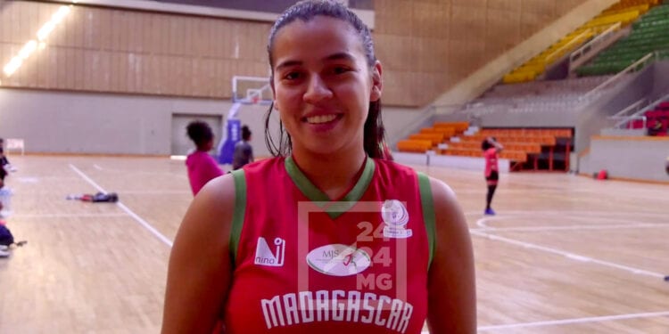 BASKETBALL – Kristina Rakotobe intègre l’équipe de l’Université de Caroline du Nord à Greensoboro